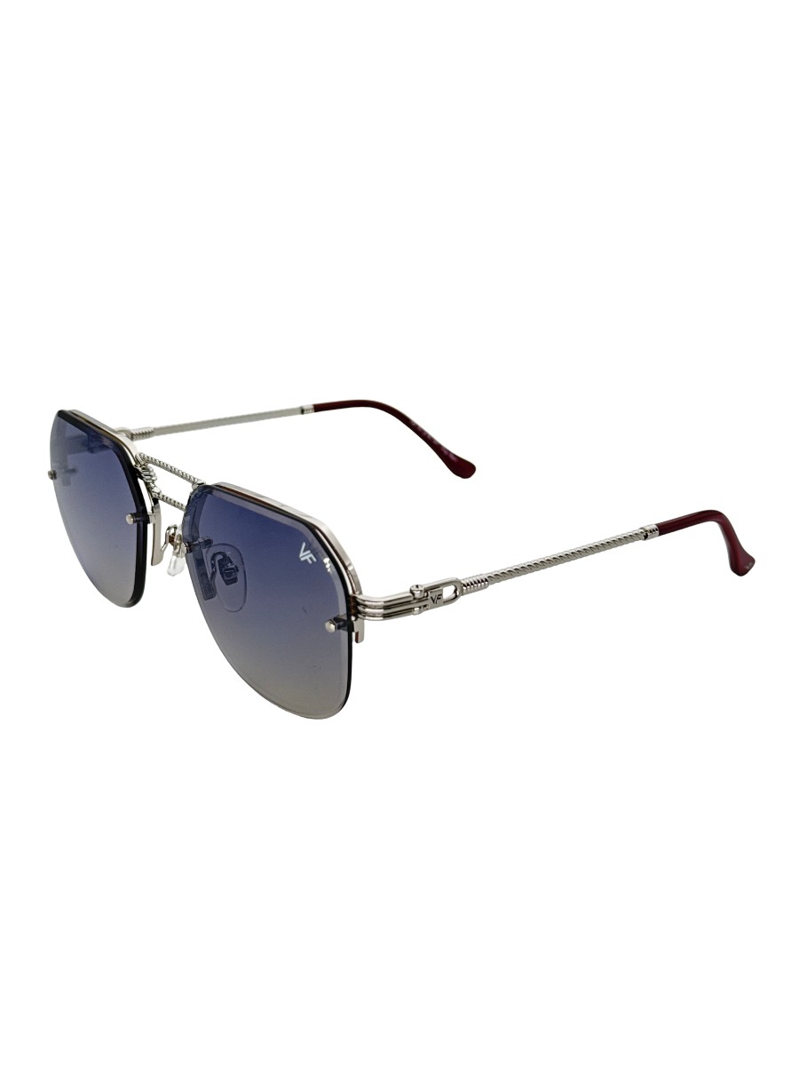 Vintage Frames CEO — 2