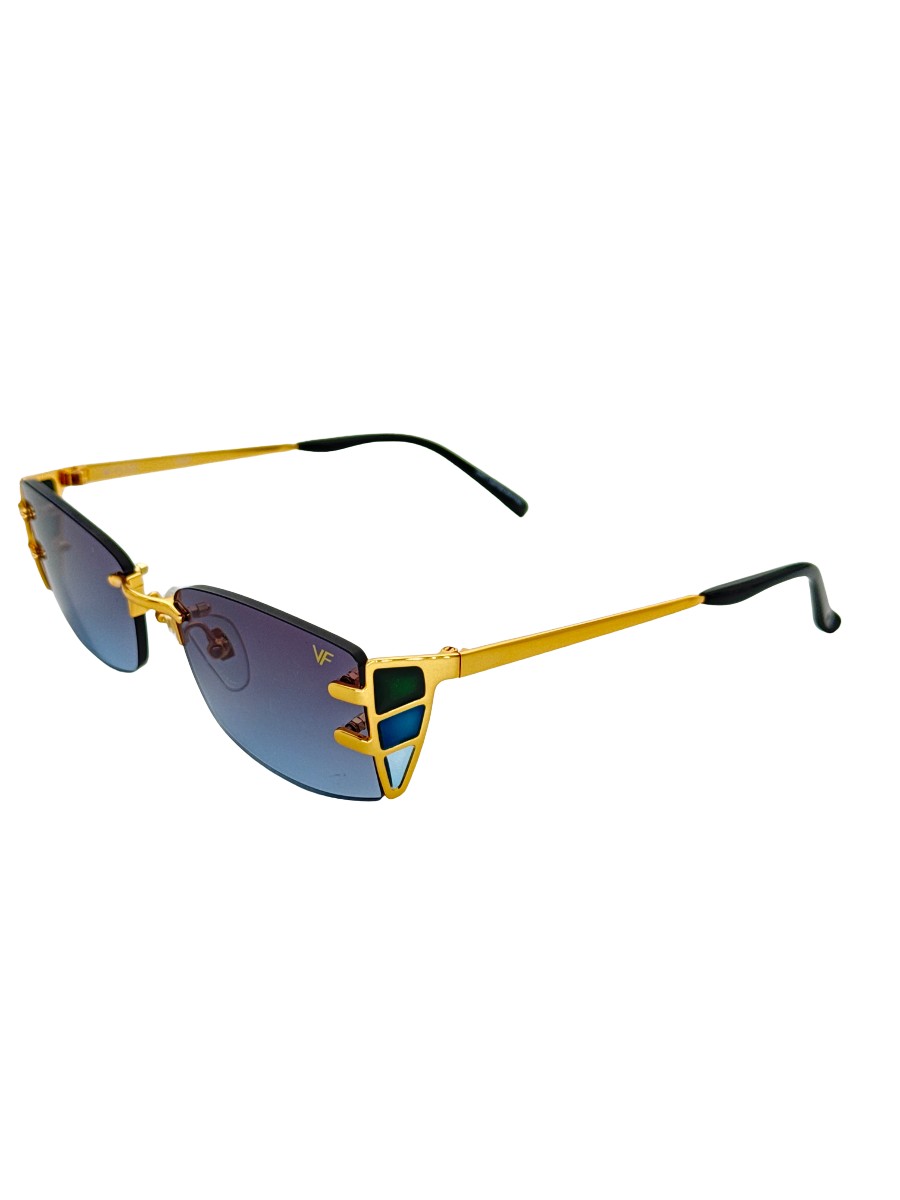 Vintage Frames Plaza — 2